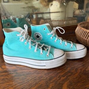 Women’s Converse High Top Platform Sneakers in Turqouise, Size 10